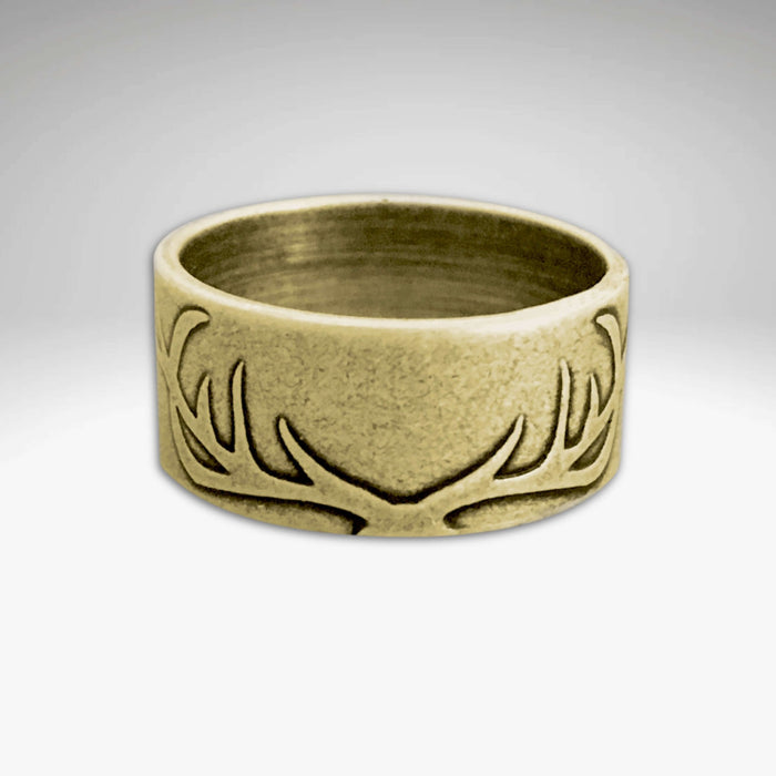 Antlers Ring featuring a unique antler design, perfect for outdoor lovers and nature enthusiasts.