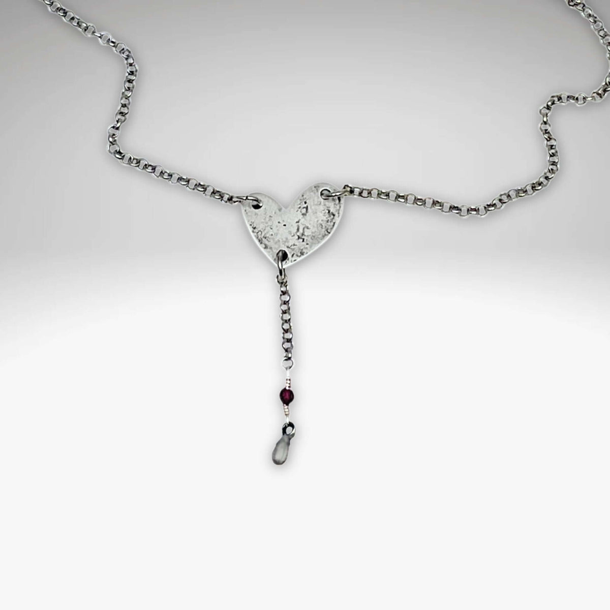 Heart Throb Y Necklace - Daphne Lorna