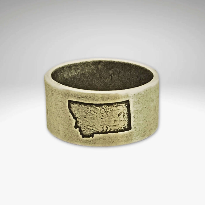 Montana State Outline Ring featuring a detailed Montana state shape on a sleek ring design.