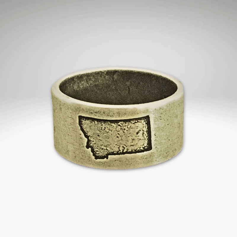 Montana State Outline Ring featuring a detailed Montana state shape on a sleek ring design.
