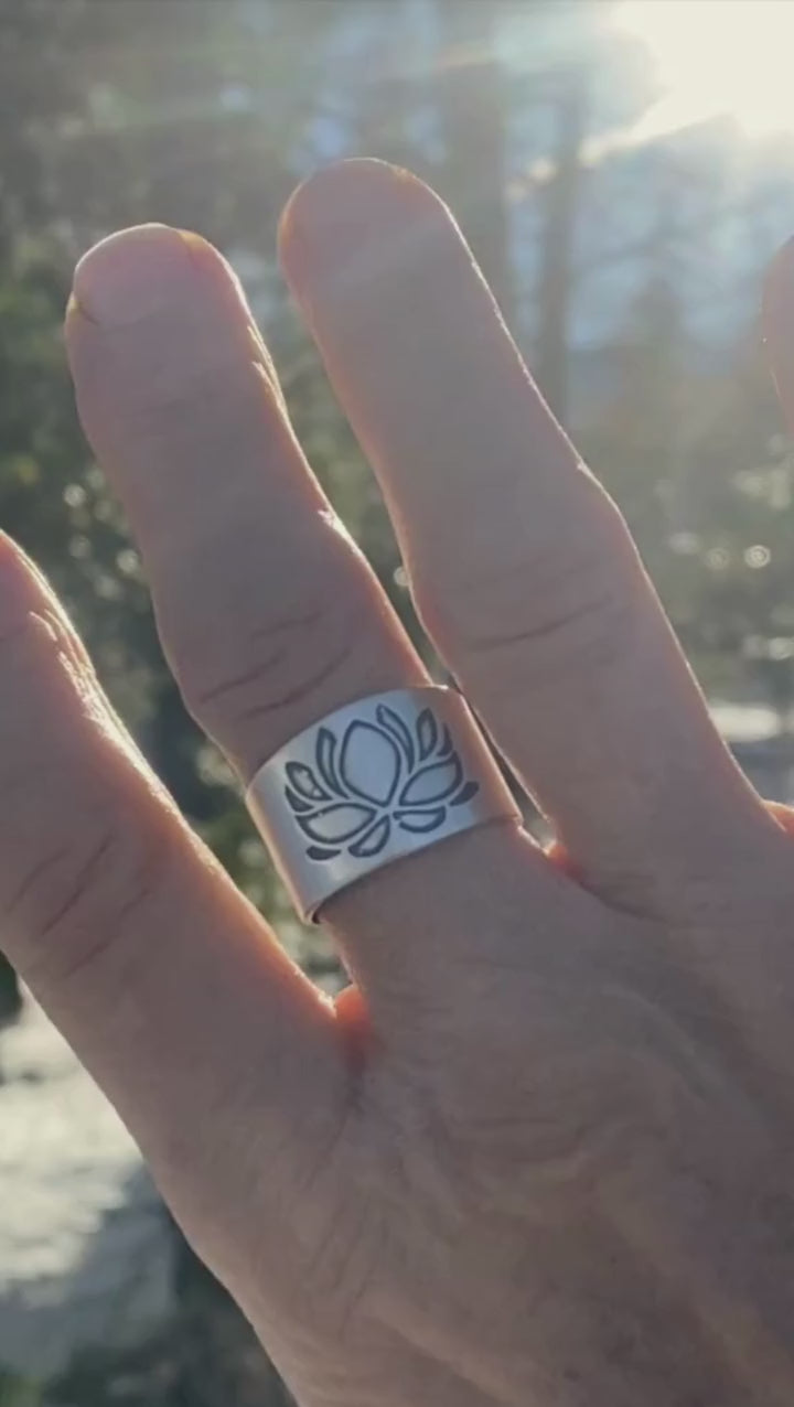 Lotus Adjustable Ring