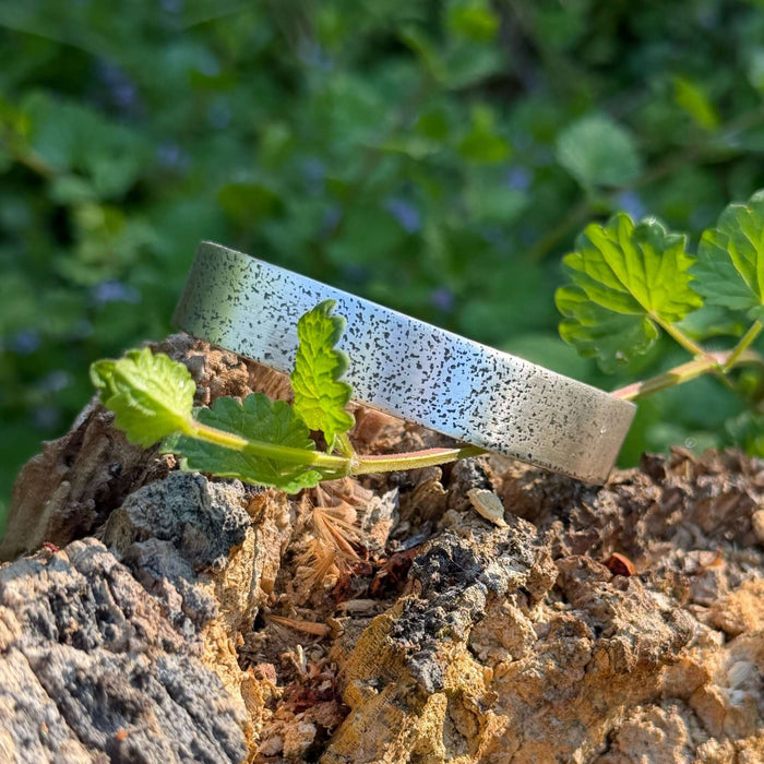 Simple Cuff Bracelet - Daphne Lorna
