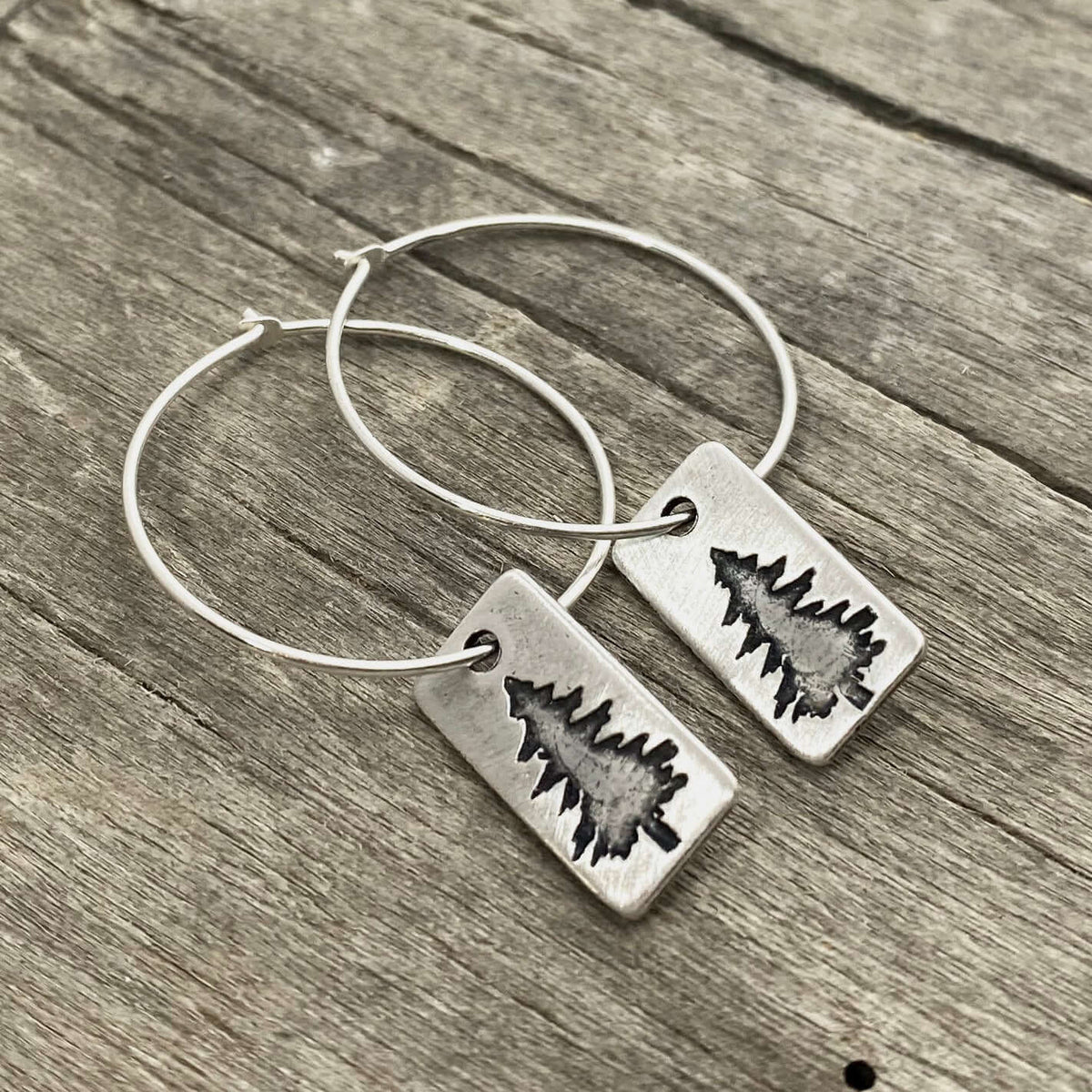 Spruce Hoop Earrings, Matte Silver, daphne lorna