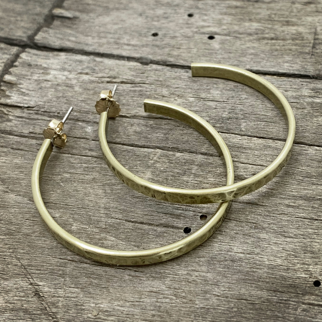 Simple Medium Hoop Earrings, [variant_title], daphne lorna