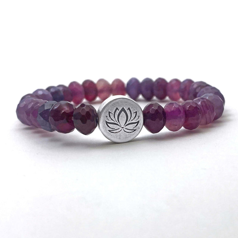 Shun Lotus Stretch Bracelet, Amethyst / Matte Silver, daphne lorna